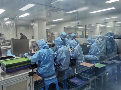 化妝品生產(chǎn)智能化 技術(shù)服務(wù)讓“美”更放心